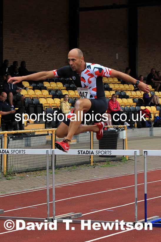 Hurdles, 2022 NEGP Monkton 5, Wednesday, July 20th. Photo: David T. Hewitson/Sports for All Pics